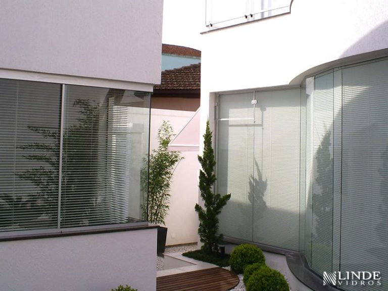Você sabe a diferença entre o vidro laminado e o temperado? Blog Linde Vidros Você sabe a diferença entre o vidro laminado e o temperado? Blog Linde Vidros